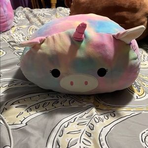 STACKABLE SQUISHMALLOW